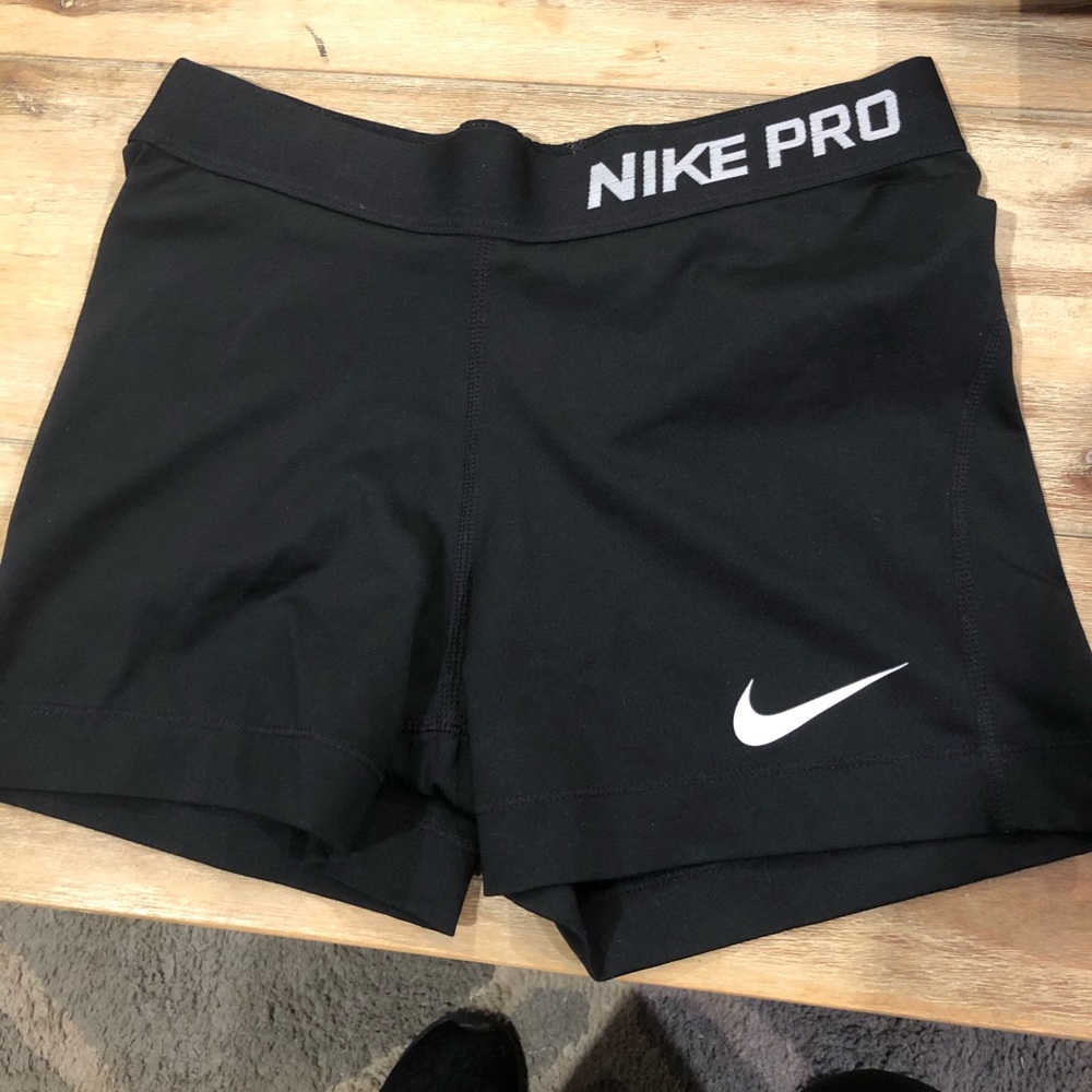 *******SOLD on mercari 2/7/2020******Black Nike